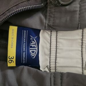 Aftco Original Fishing grey shorts. Perfect condition size 36 . Insean 6 inches